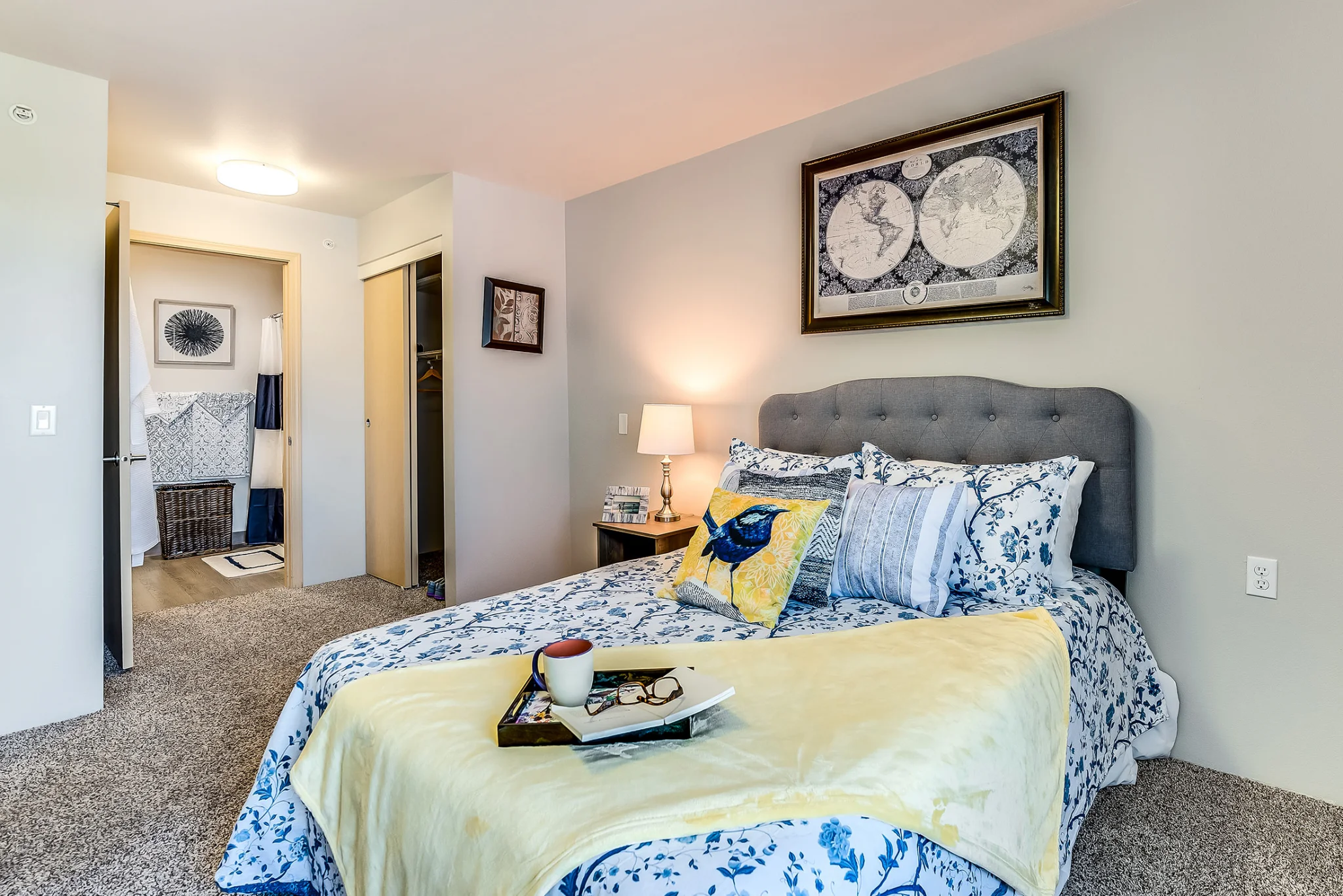 Two bedroom apartment master bedroom Kennewick